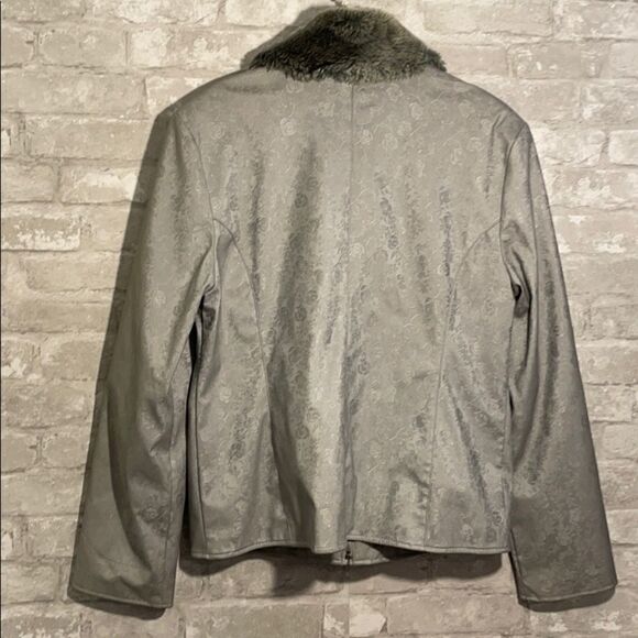 Ashley 26 International Jacket Silver Embossed Faux Fur Collar Silver Sz Med - Picture 4 of 11